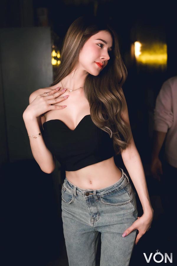 Aareya Laman แจกวาร์ป ปุ๊กปิ๊ก นางแบบ ลูกครึ่ง อินเตอร์ Cup E 18+