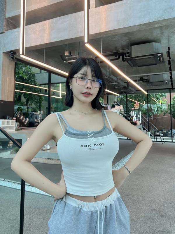 Maymae Kh 10